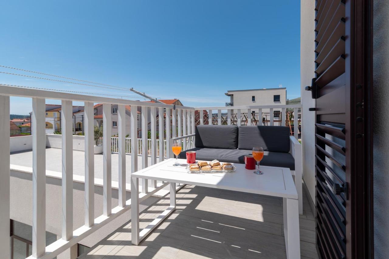 Apartmani Ville Vengo Trogir Buitenkant foto