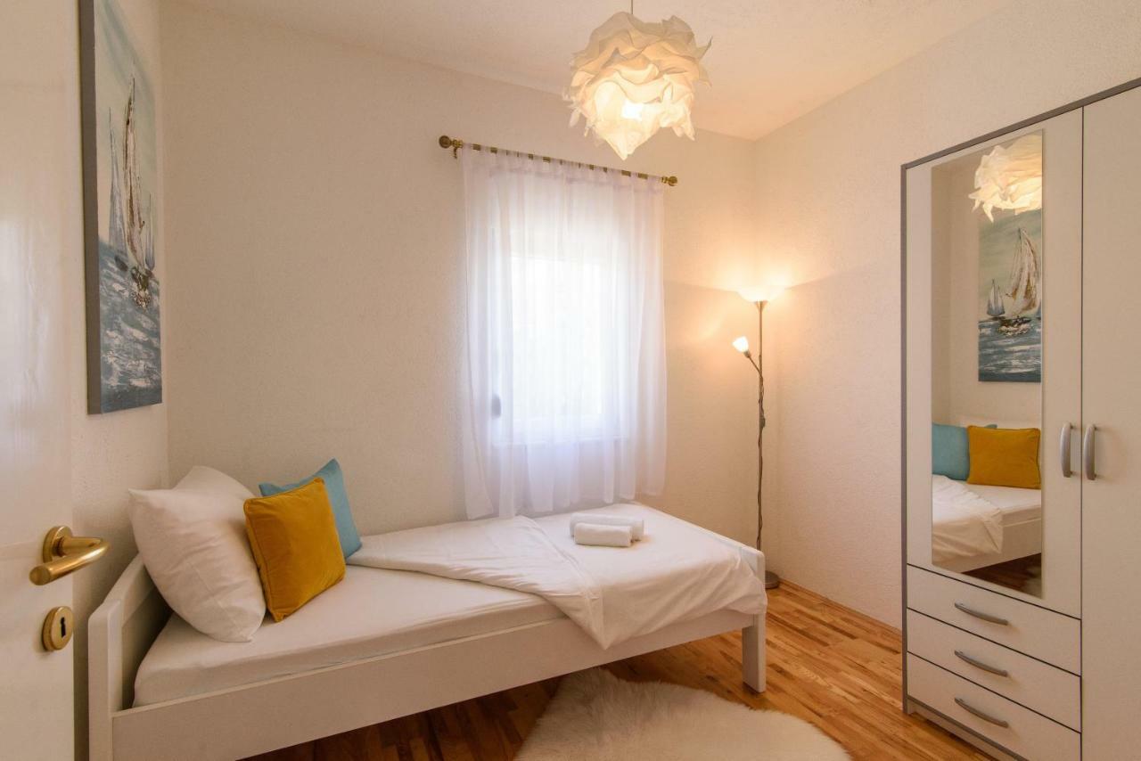 Apartmani Ville Vengo Trogir Buitenkant foto