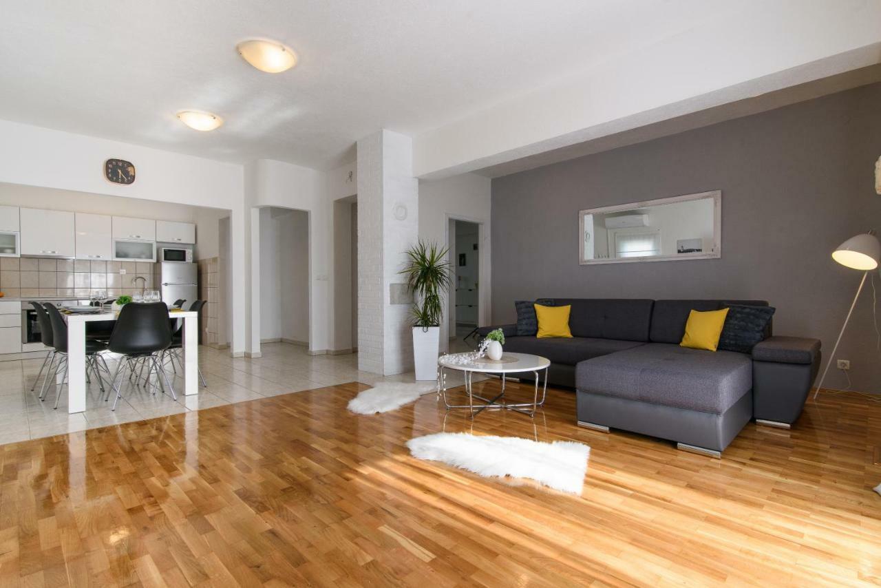 Apartmani Ville Vengo Trogir Buitenkant foto
